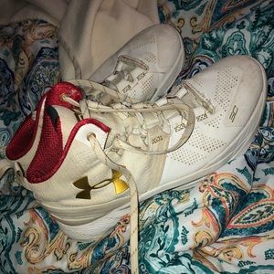 Used Stephen curry shoes